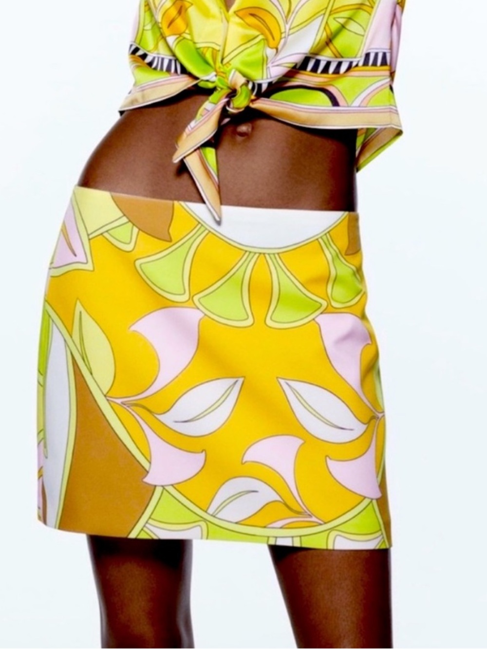 Zara Abstract Yellow and Green Mini Skirt